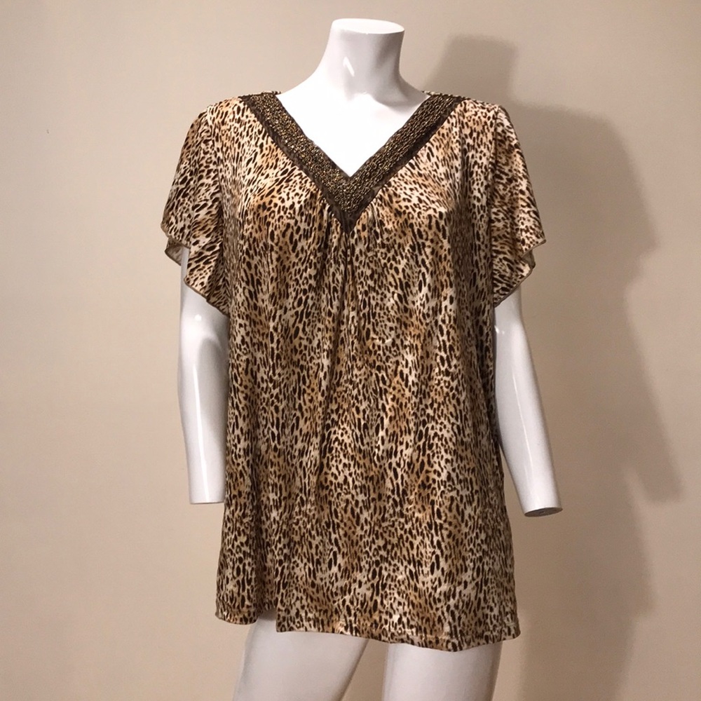 Jaclyn Smith leopard v neck top  size 1X